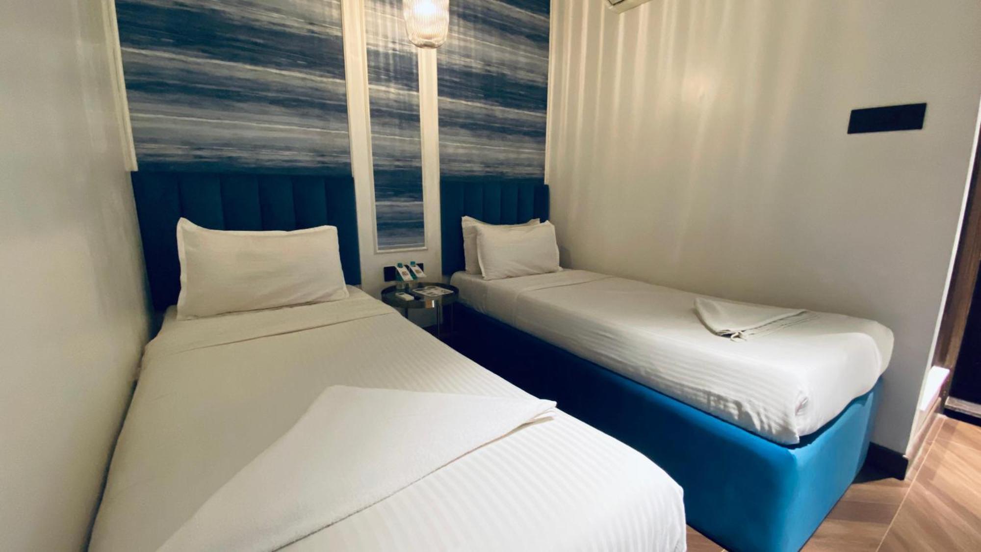 Palm Breeze Hotel - Colaba Bombay Eksteriør billede